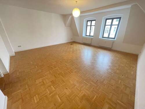 Foto - Wohnung zum Mieten in Görlitz 550,00 € 96.57 m²