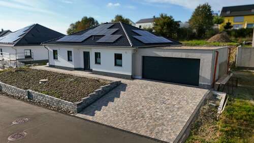 Foto - Haus zum Kaufen in Neuerburg 449.000,00 € 108 m²