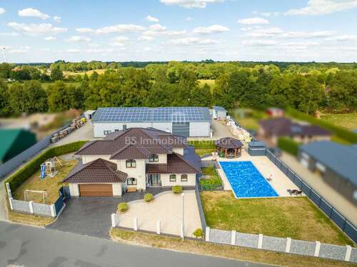 Foto - Haus zum Kaufen in Westoverledingen 950.000,00 € 652.97 m²