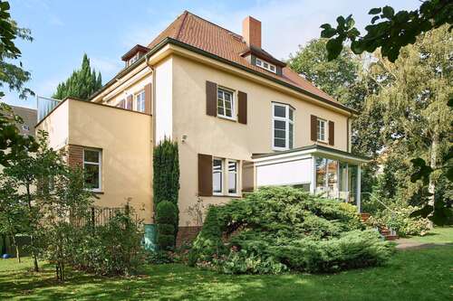 Foto - Haus zum Mieten in Taucha 3.000,00 € 298.06 m²