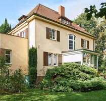 Haus zum Mieten in Taucha 3.000,00 € 298.06 m²