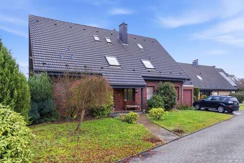 Foto - Haus zum Kaufen in Bedburg 669.000,00 € 286 m²