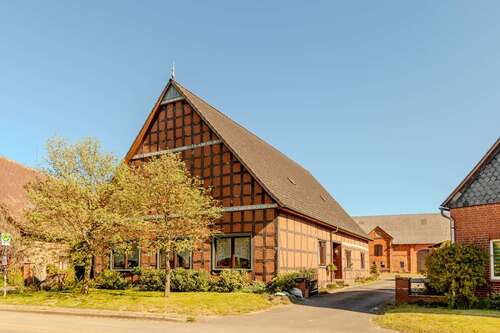 Foto - Haus zum Kaufen in Wustrow Lensian 295.000,00 € 200 m²