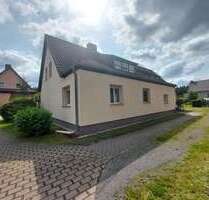 Haus zum Kaufen in Bernsdorf 235.000,00 € 225 m²