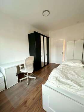 Foto - WG-Zimmer in Düsseldorf 700,00 € 13 m²