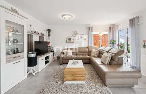 Foto - Haus zum Kaufen in Emmerthal 529.000,00 € 129 m²
