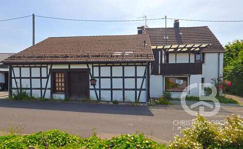 Foto - Haus zum Kaufen in Wiehl 169.000,00 € 126 m²