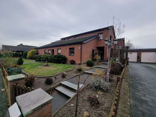 Foto - Haus zum Kaufen in Brome 449.000,00 € 230 m²