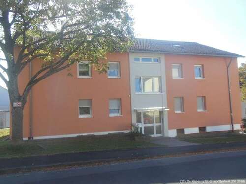 Foto - Wohnung zum Mieten in Oerlenbach 490,00 € 69.99 m²