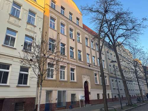 Foto - Wohnung zum Mieten in Halle (Saale) 537,00 € 71.58 m²