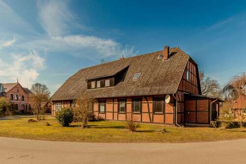 Foto - Haus zum Kaufen in Prezelle Lomitz 185.000,00 € 250 m²