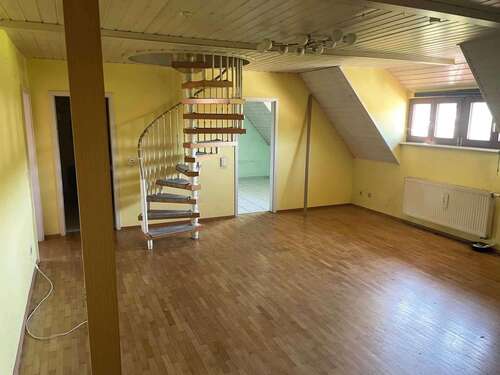 Foto - Wohnung zum Kaufen in Neckarbischofsheim 120.000,00 € 90 m²