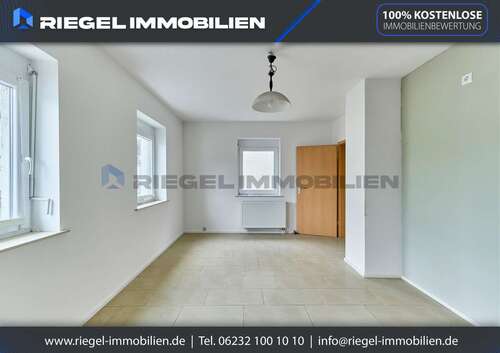 Foto - Haus zum Kaufen in Hanhofen 275.000,00 € 64.59 m²