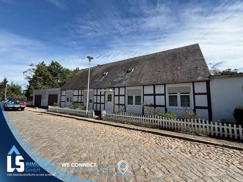 Foto - Haus zum Kaufen in Bismark (Altmark) OT Biesenthal 59.000,00 € 135 m²