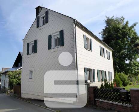 Foto - Haus zum Kaufen in Schwarzenbach 160.000,00 € 120 m²