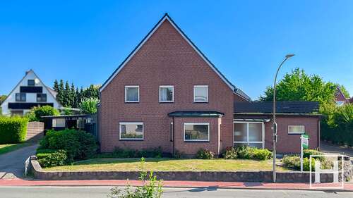Foto - Haus zum Kaufen in Seth 649.000,00 € 399 m²