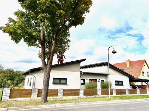 Foto - Haus zum Kaufen in Diensdorf-Radlow 725.000,00 € 159 m²