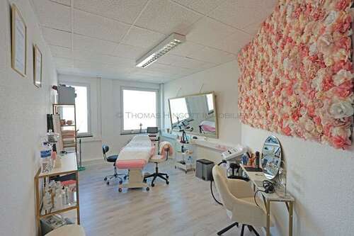 Foto - Büro in Köln 248,00 € 20 m² - 248,00&nbsp;EUR Kaltmiete, ca.&nbsp; 20,00&nbsp;m&sup2;