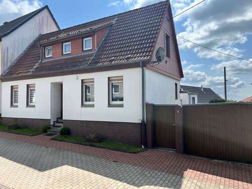 Foto - Haus zum Kaufen in Sondershausen OT Immenrode 98.000,00 € 140 m²