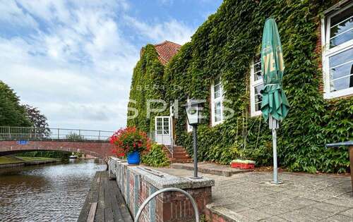 Foto - Haus zum Kaufen in Hinte 385.000,00 € 295 m²