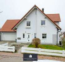 Haus zum Kaufen in Ebermannsdorf 445.000,00 € 278.37 m²