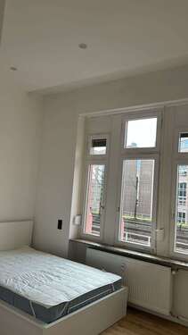 Foto - WG-Zimmer in Frankfurt am Main 670,00 € 13 m²
