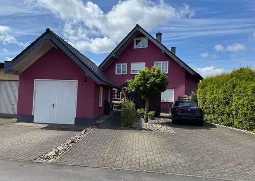 Foto - Haus zum Kaufen in Königswinter 698.000,00 € 235 m²