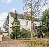 Haus zum Kaufen in Hockenheim 700.000,00 € 300 m²