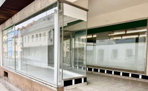 Foto - Einzelhandel in Windischeschenbach 350,00 € 95 m²