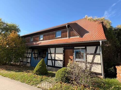 Foto - Haus zum Kaufen in Waldhufen 499.900,00 € 257 m²