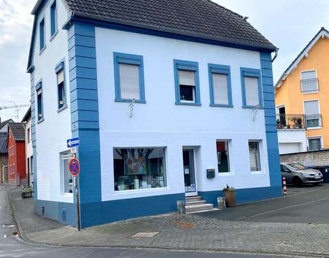 Foto - Haus zum Kaufen in Brühl 585.000,00 € 322 m²