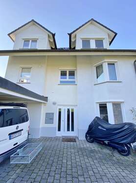 Foto - Haus zum Kaufen in Renningen Ot. Malmsheim 1.250.000,00 € 270 m²