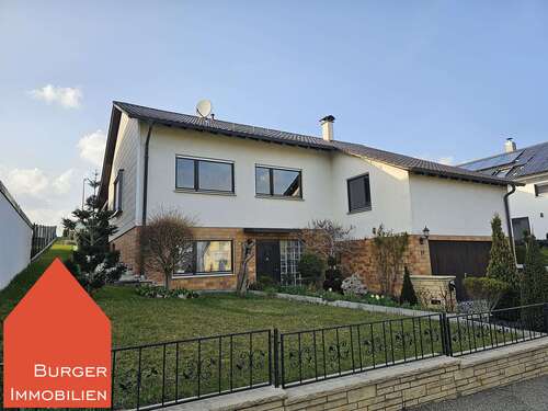 Foto - Haus zum Kaufen in Niefern-Öschelbronn 640.000,00 € 173 m²