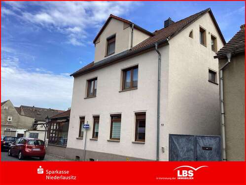 Foto - Haus zum Kaufen in Ruhland 280.000,00 € 205 m²