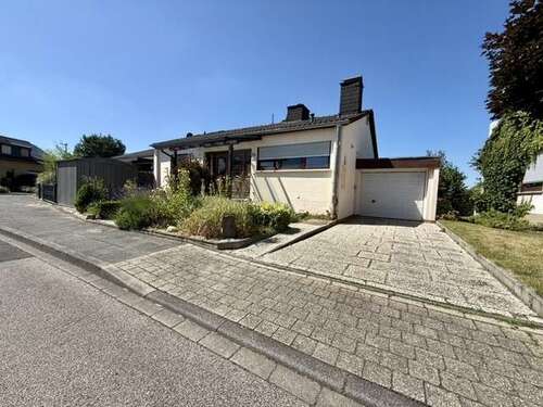 Foto - Haus zum Kaufen in Swisttal Buschhoven 345.000,00 € 109 m²