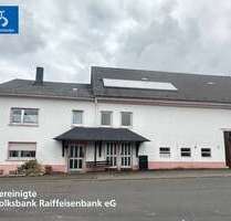 Haus zum Kaufen in Schmißberg 165.000,00 € 163.35 m²