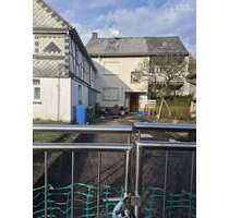 Haus zum Kaufen in Biebertal 159.000,00 € 160 m²