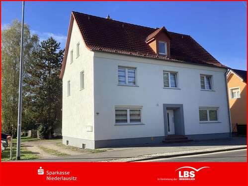 Foto - Haus zum Kaufen in Lauchhammer 350.000,00 € 243 m²