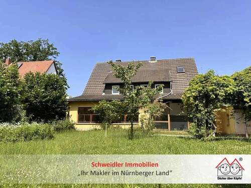 Foto - Haus zum Kaufen in Rückersdorf 768.000,00 € 188 m²