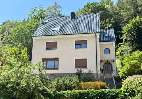 Foto - Haus zum Kaufen in Hagen Hohenlimburg 375.000,00 € 274.59 m²
