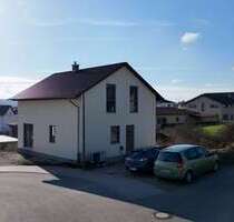 Haus zum Kaufen in Schmidmühlen 425.000,00 € 116.07 m²