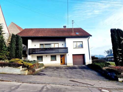 Foto - Haus zum Kaufen in Heidenheim 335.000,00 € 152.94 m²