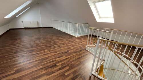 Foto - Wohnung zum Mieten in Chemnitz 690,00 € 105 m²