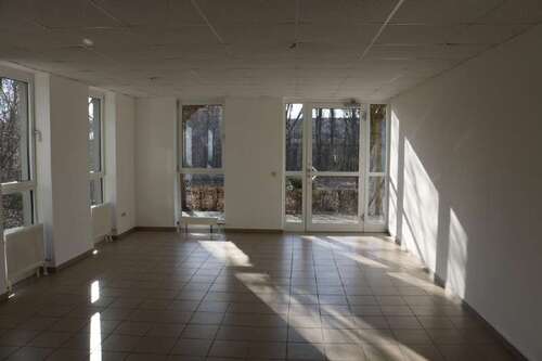 Foto - Einzelhandel in Chemnitz 348,00 € 36 m²
