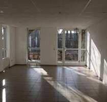 Einzelhandel in Chemnitz 348,00 € 36 m²