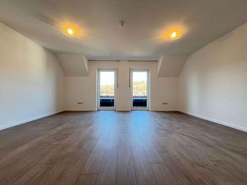 Foto - Haus zum Mieten in Bann 1.330,00 € 190 m²