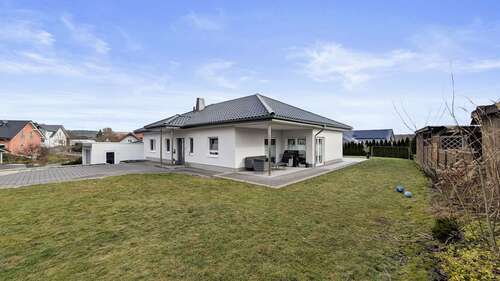 Foto - Haus zum Kaufen in Burgwald 461.000,00 € 154.27 m²