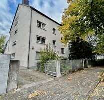 Haus zum Kaufen in Frankfurt 3.150.000,00 € 868 m²