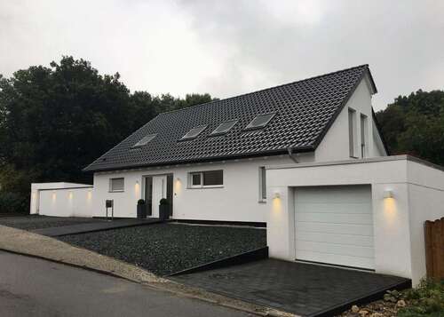 Foto - Haus zum Kaufen in Wolfsburg 745.000,00 € 204 m²