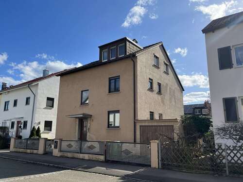 Foto - Haus zum Kaufen in Kornwestheim 619.000,00 € 175 m²